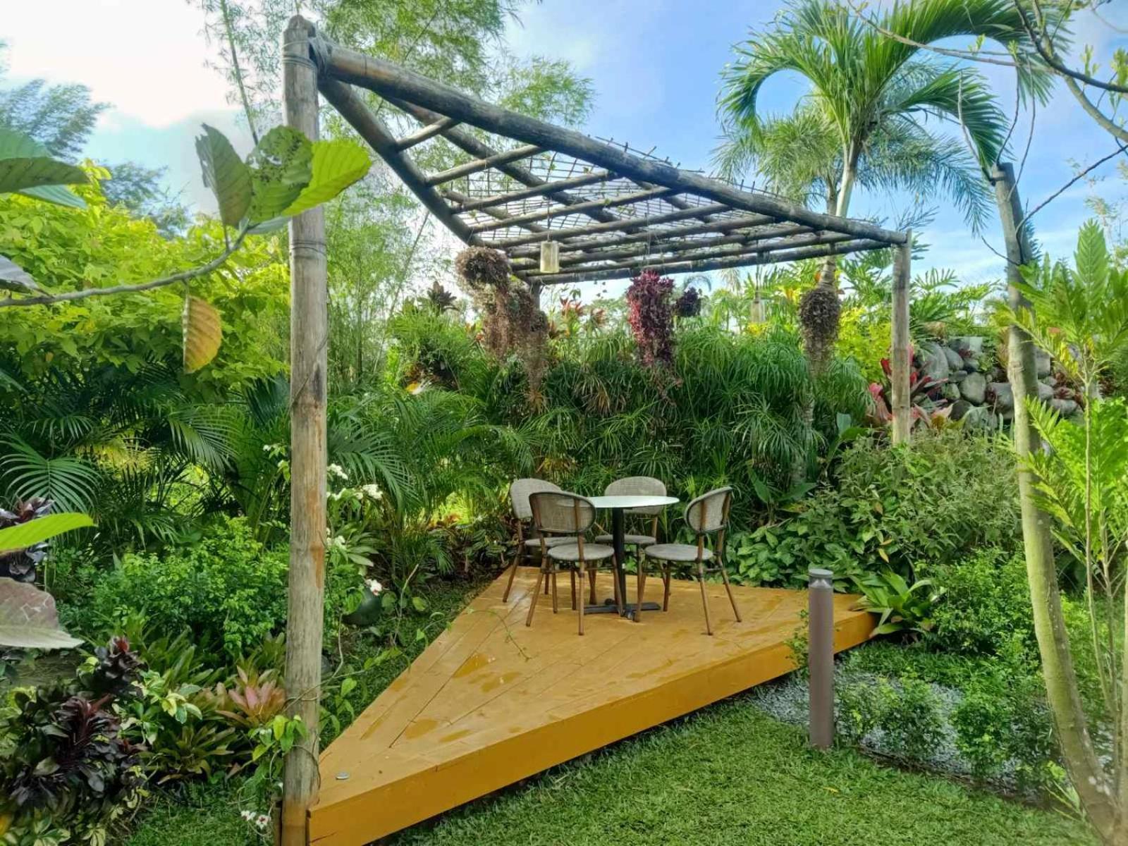 Hortz Hotels And Resorts Tagaytay City Extérieur photo
