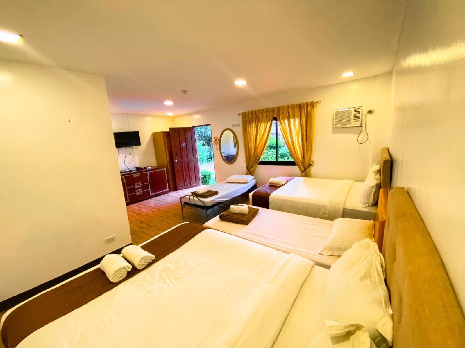 Hortz Hotels And Resorts Tagaytay City Extérieur photo