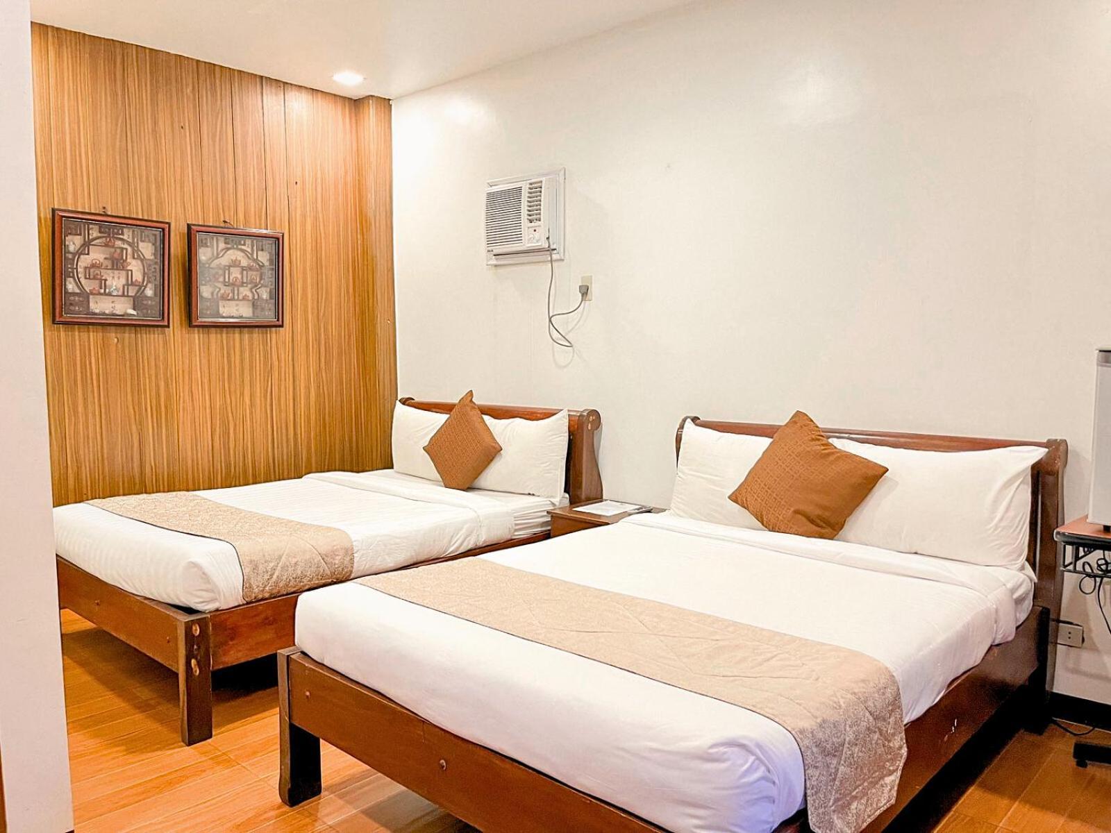 Hortz Hotels And Resorts Tagaytay City Extérieur photo