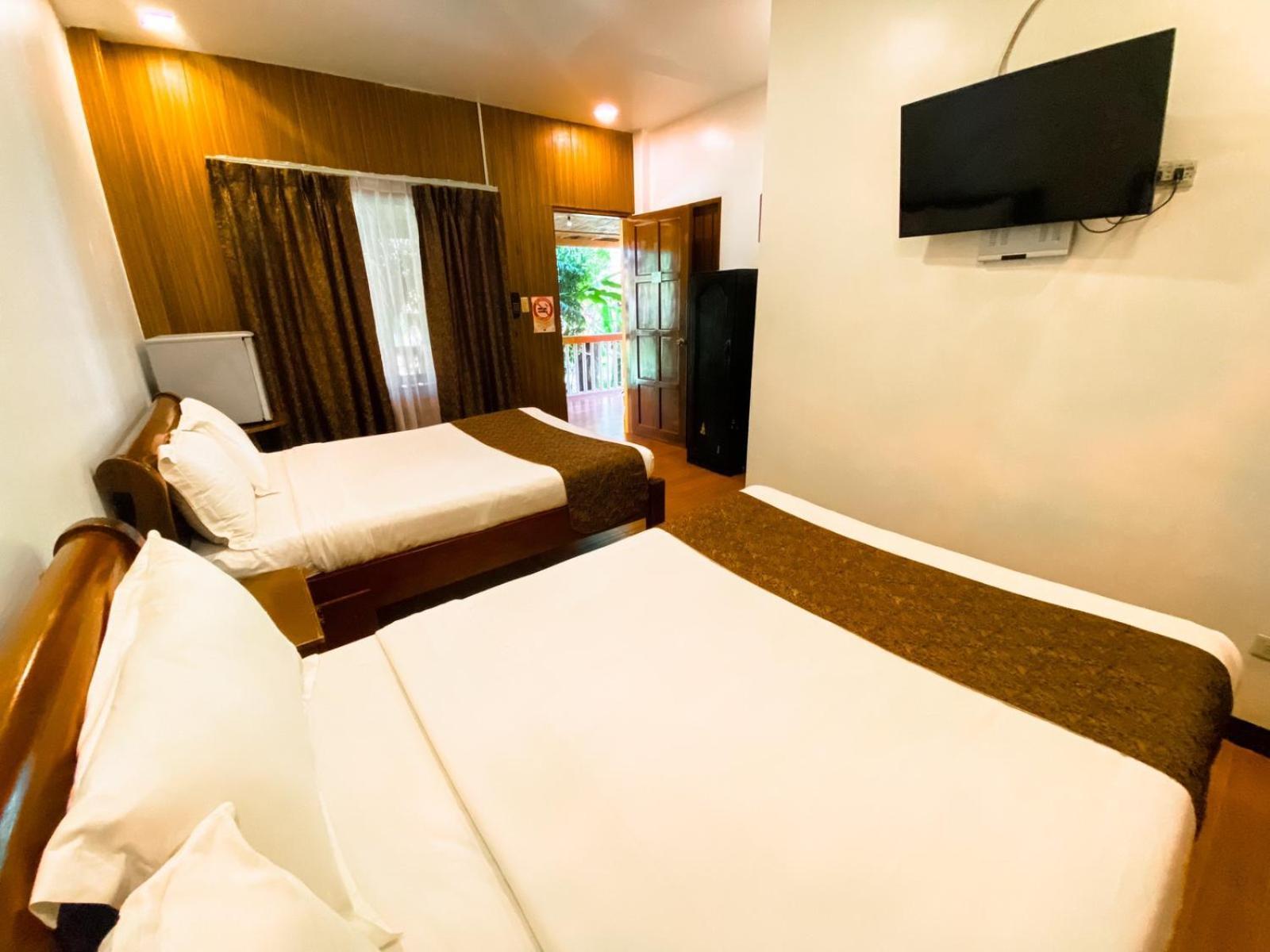 Hortz Hotels And Resorts Tagaytay City Extérieur photo