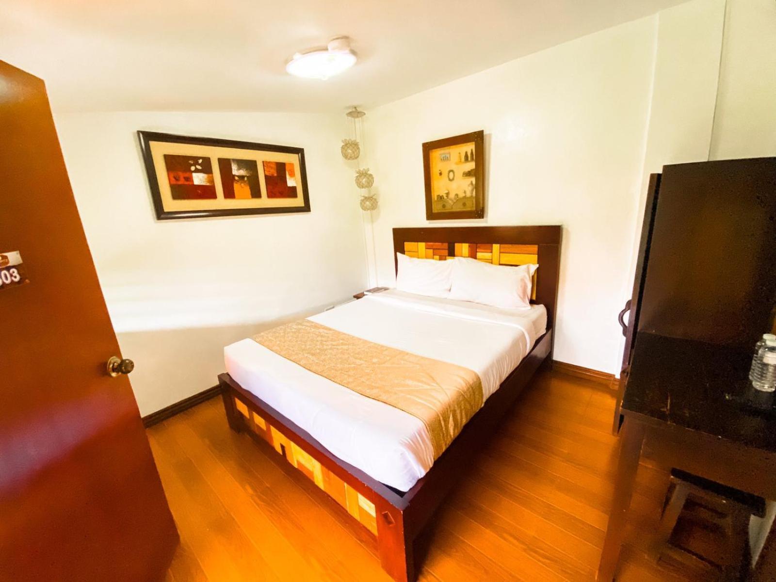 Hortz Hotels And Resorts Tagaytay City Extérieur photo